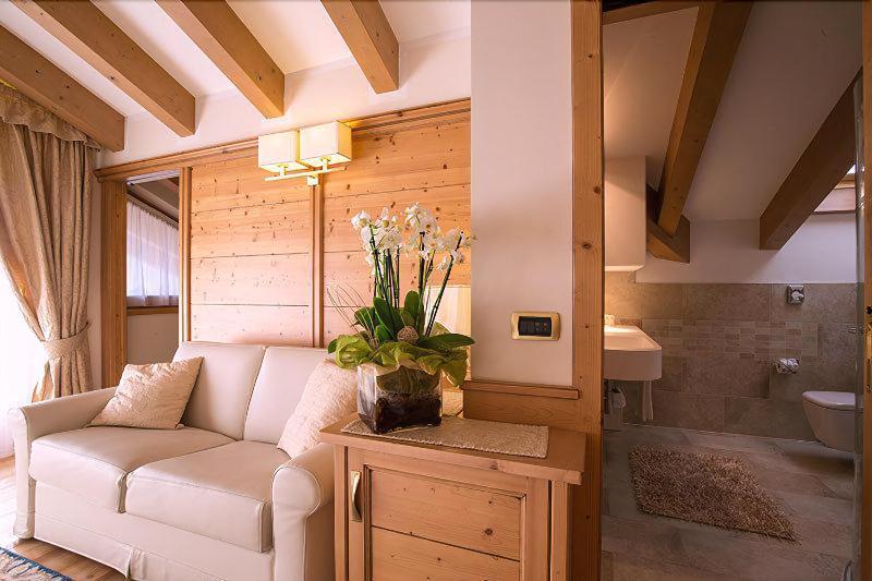 Beverly Alps Hotel & Spa Pinzolo Luaran gambar