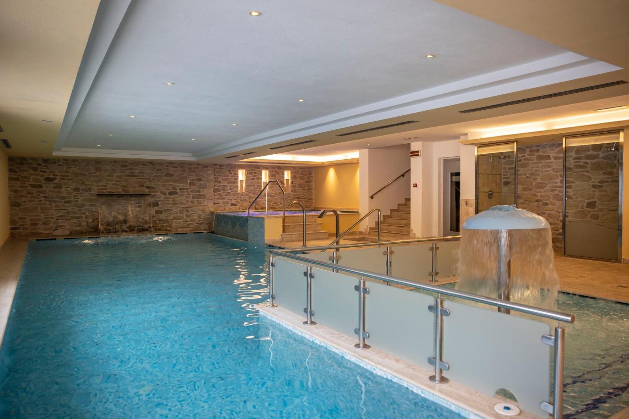 Beverly Alps Hotel & Spa Pinzolo Luaran gambar